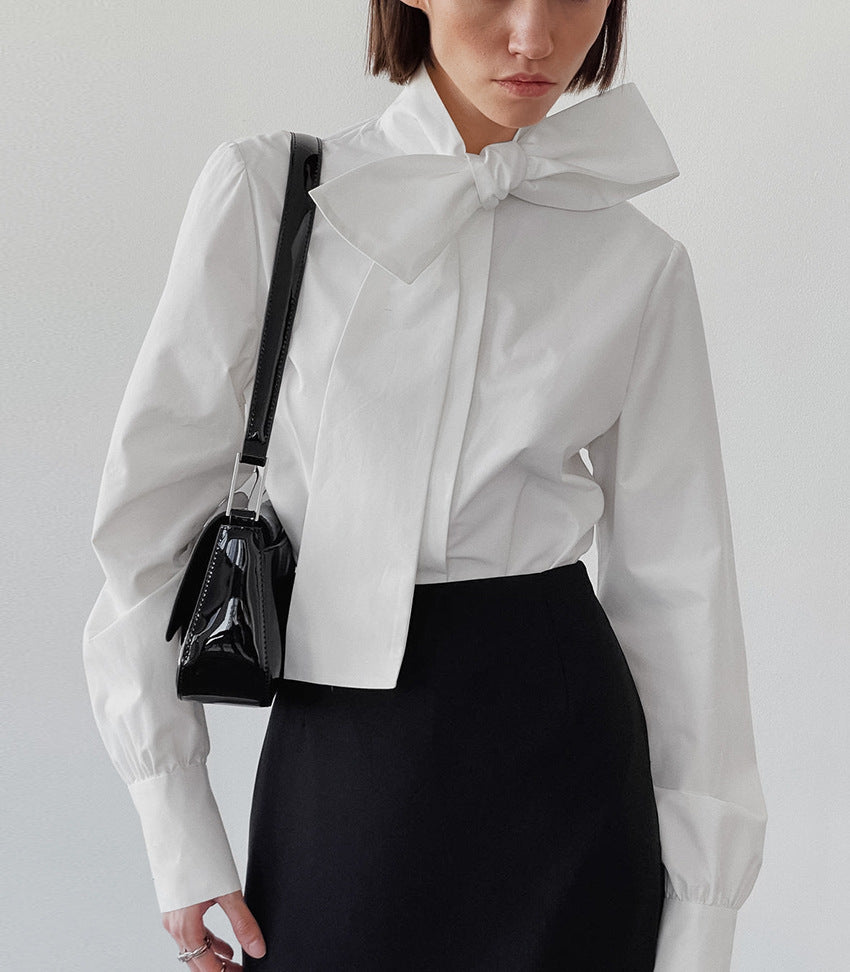 Clara - Blusa blanca con lazo