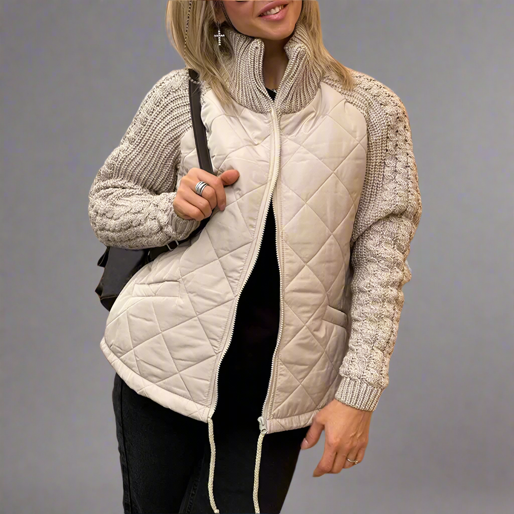 Carla – Chaqueta acolchada con mangas de punto