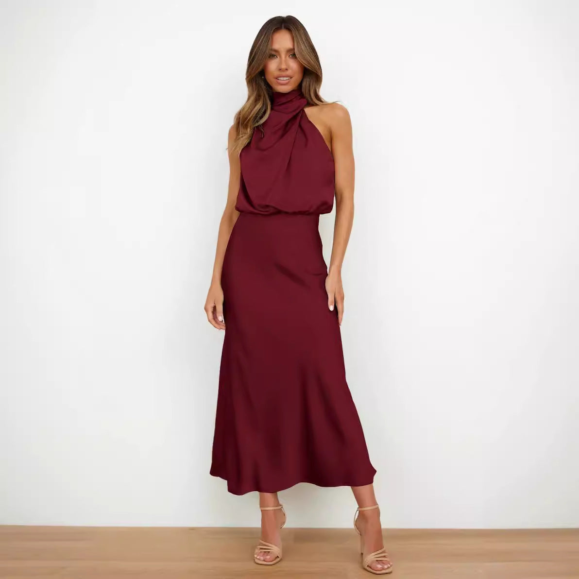 Sabrina - Vestido midi de satén con un hombro