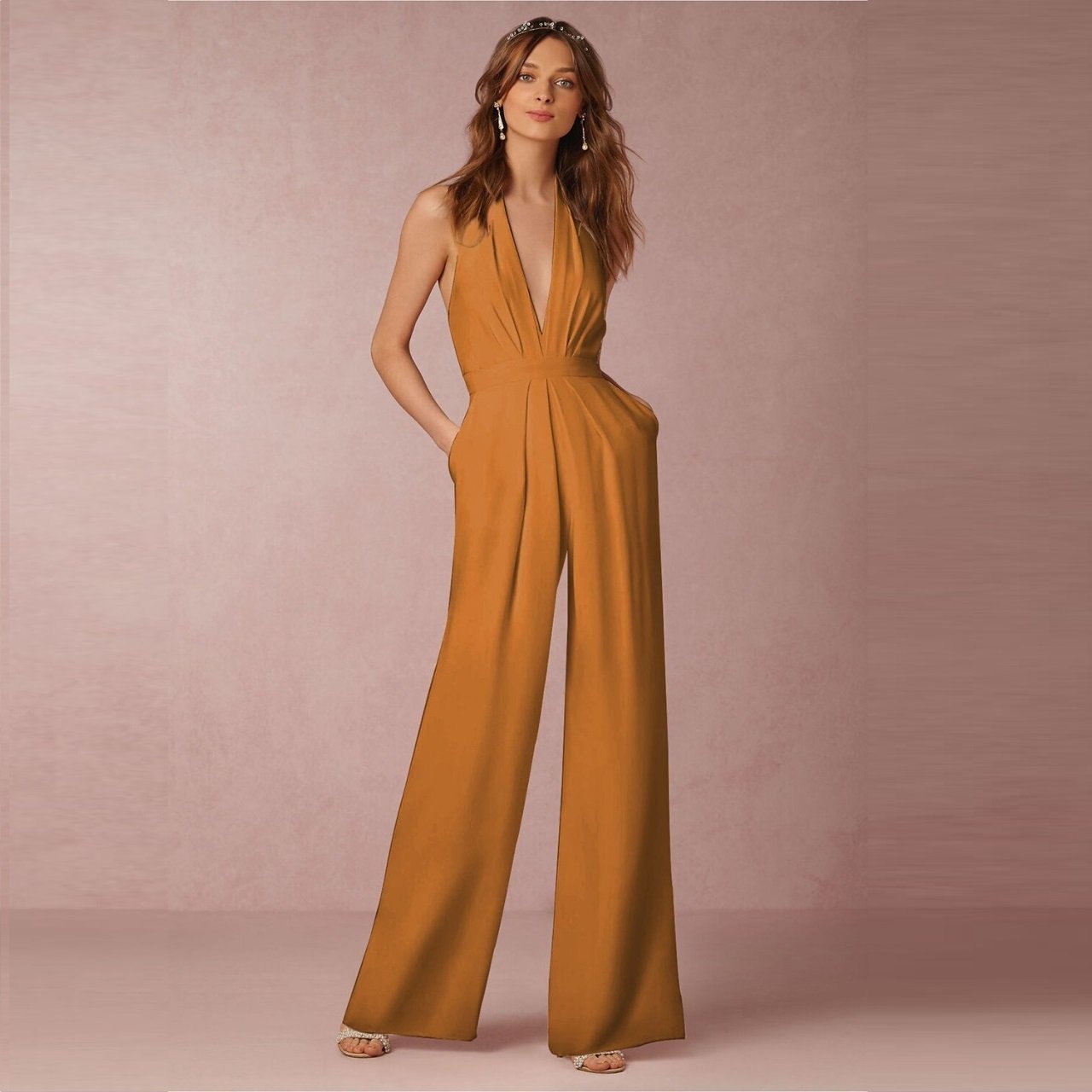 Claudia - Elegante mono con escote profundo