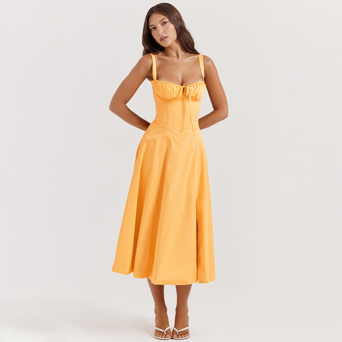 Louela - Vestido floral con abertura midi