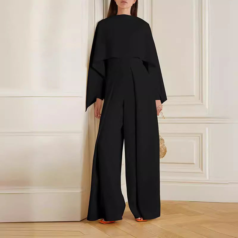 Natalia - Mono elegante con capa