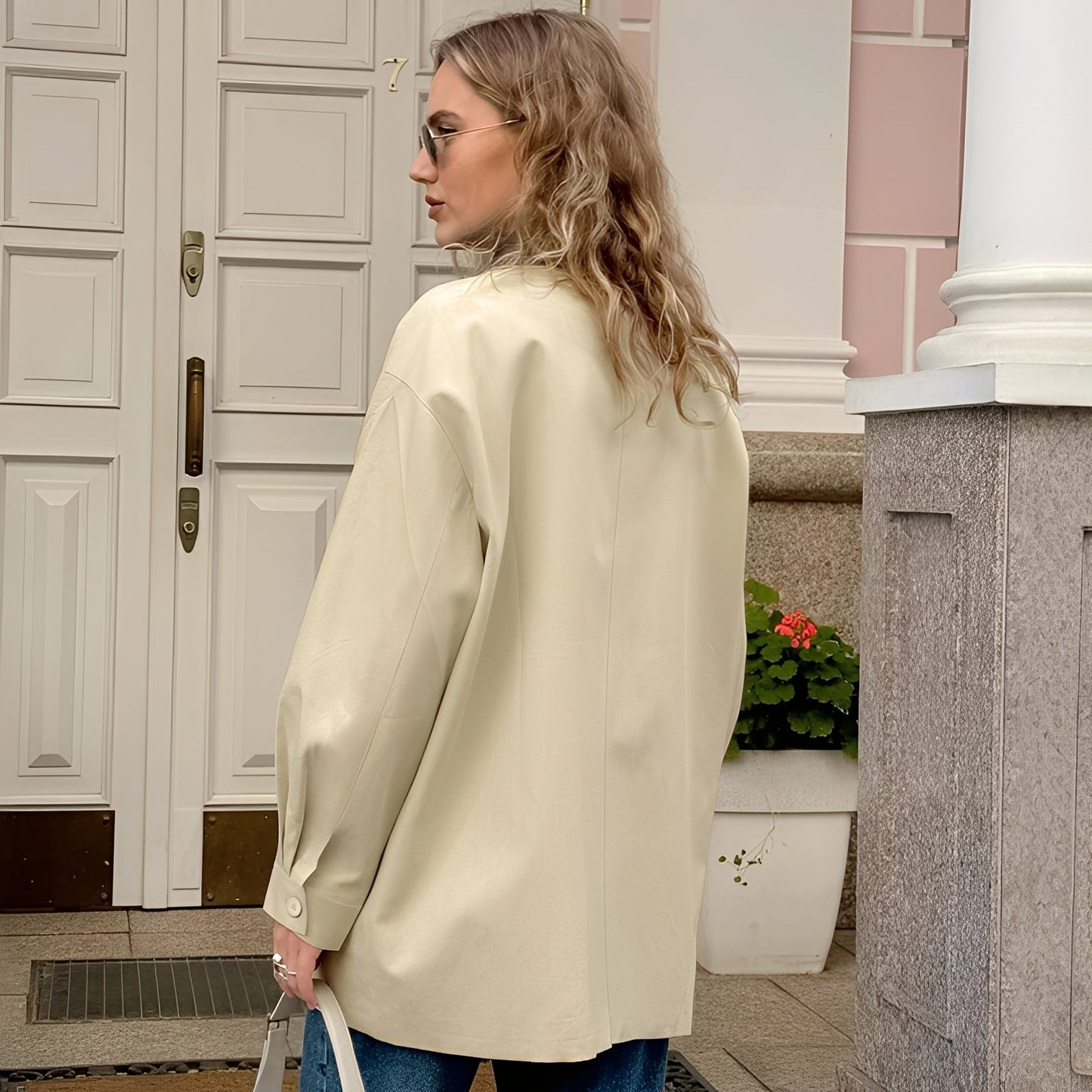 Claudia – Chaqueta ligera de mujer de algodón con cuello en contraste