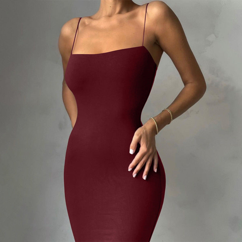 Laura - Vestido midi ajustado con tirantes finos