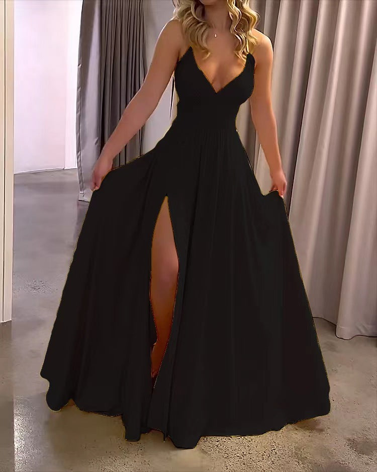 Maxivestido fluido con cuello en V y abertura
