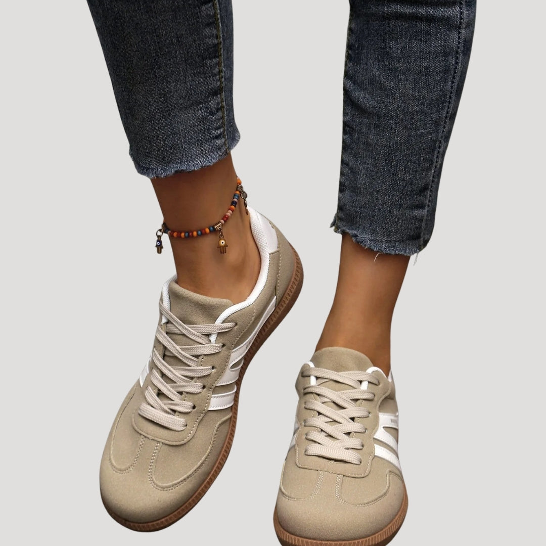 Eva – Zapatillas casual de mujer con cordones y franjas laterales