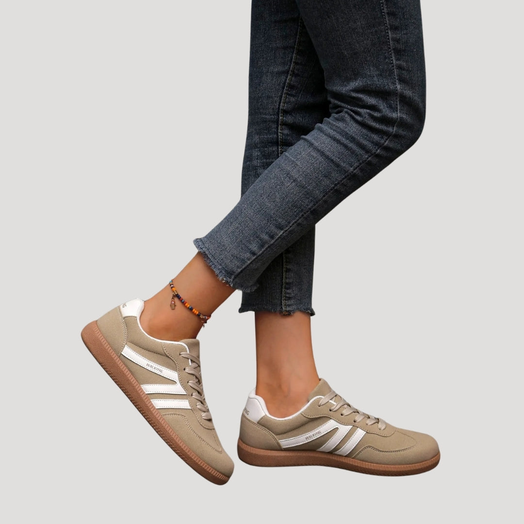 Eva – Zapatillas casual de mujer con cordones y franjas laterales