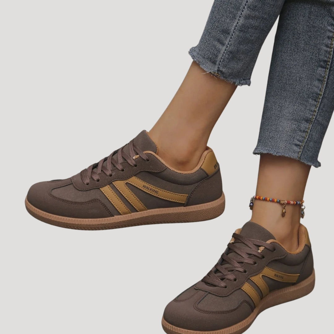 Eva – Zapatillas casual de mujer con cordones y franjas laterales