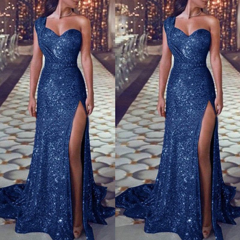 Rocío | Vestido largo con abertura y un hombro