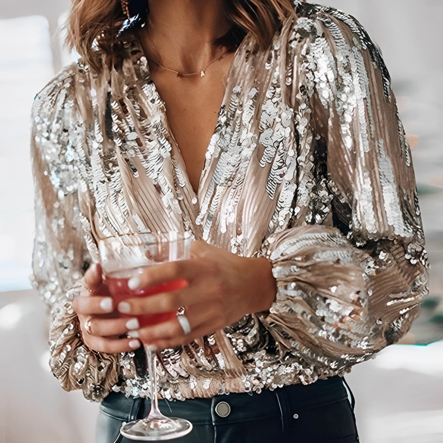 Aureliah | Blusa de fiesta moderna y brillante