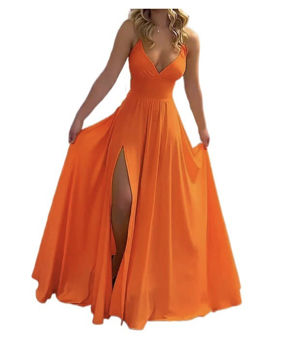 Maxivestido fluido con cuello en V y abertura