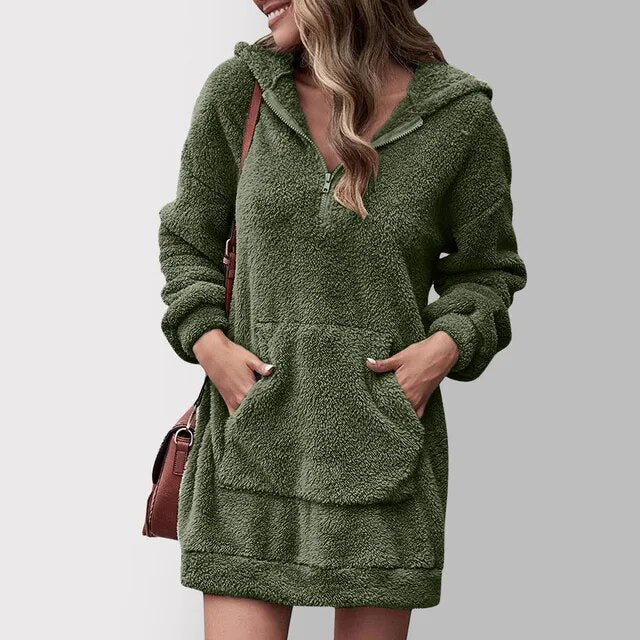 Amelia – Sudadera Vestido de Forro Polar con Capucha