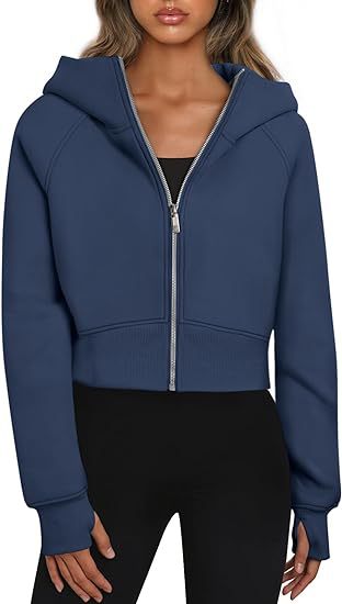 Lucía – Sudadera corta con capucha y cremallera