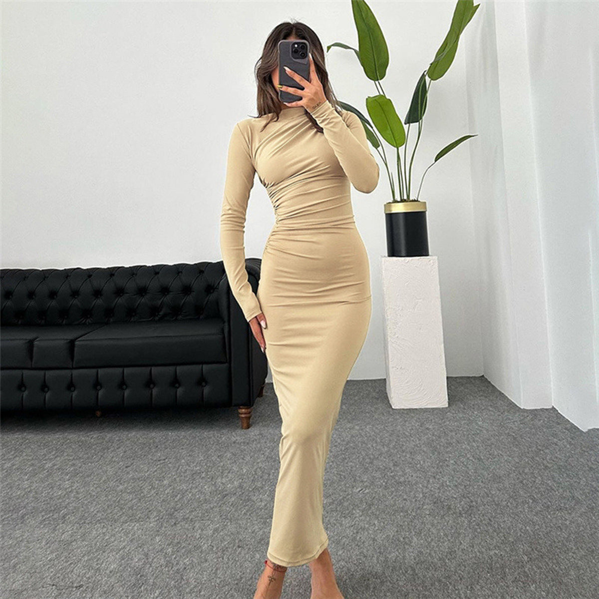 Lucía – Vestido ajustado de manga larga para mujer