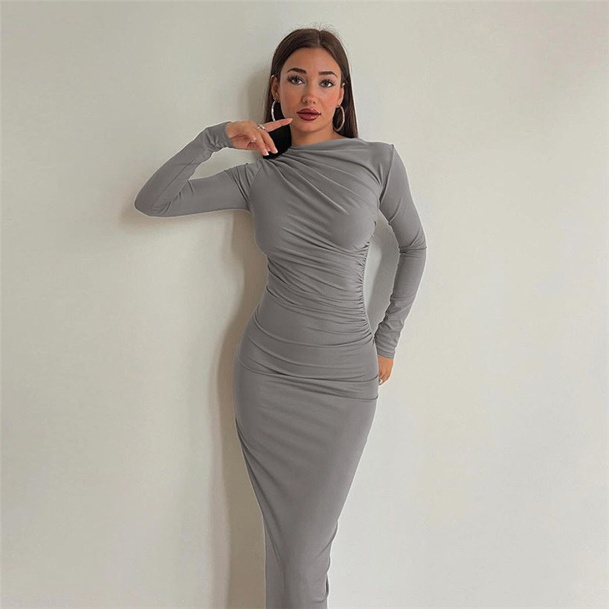 Lucía – Vestido ajustado de manga larga para mujer