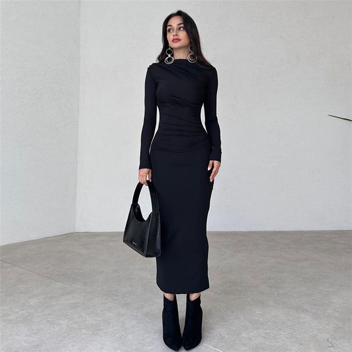 Lucía – Vestido ajustado de manga larga para mujer