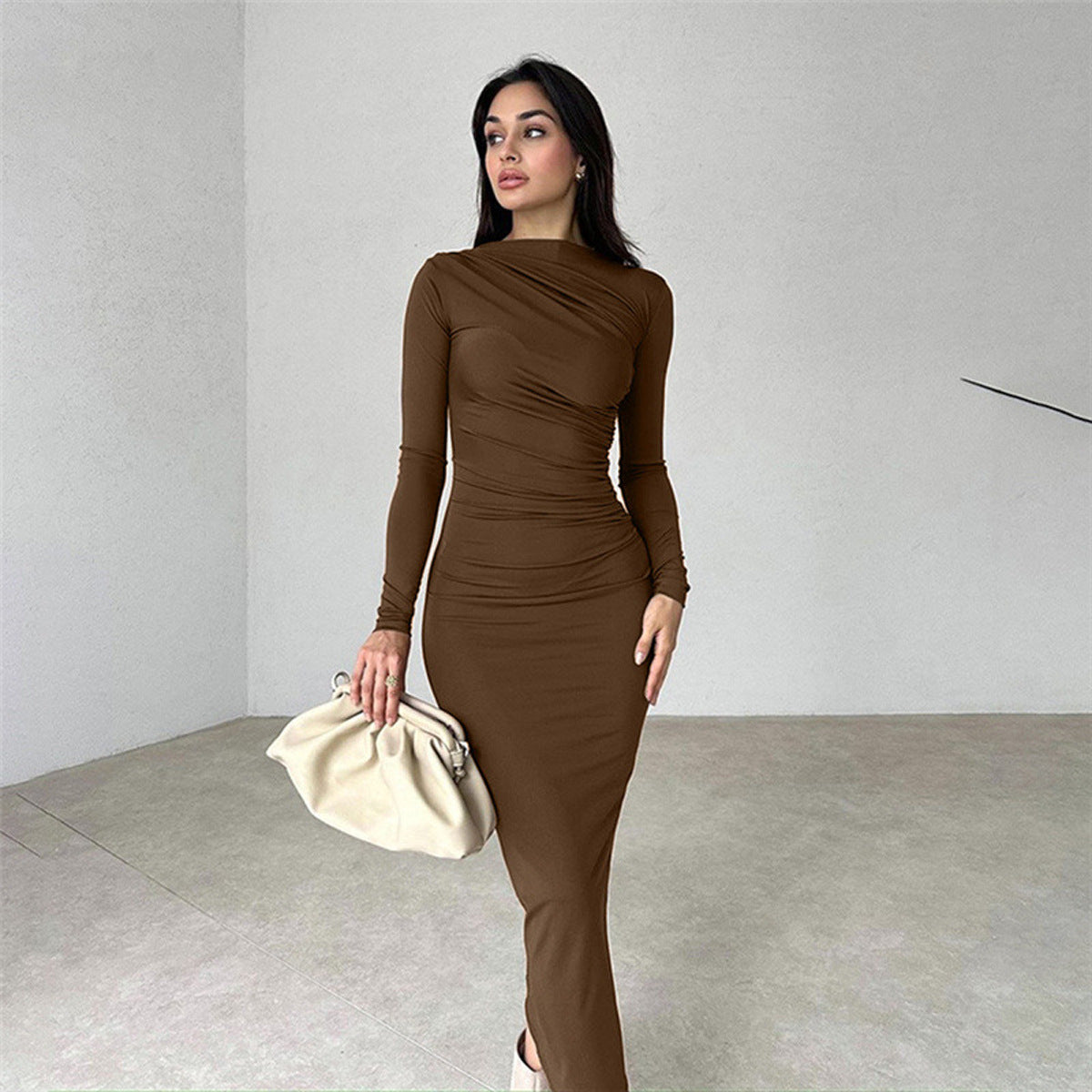 Lucía – Vestido ajustado de manga larga para mujer