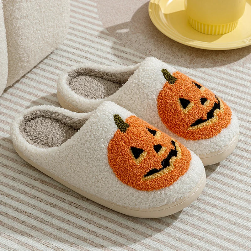 Catherínah | Pantuflas de felpa con diseño de calabaza
