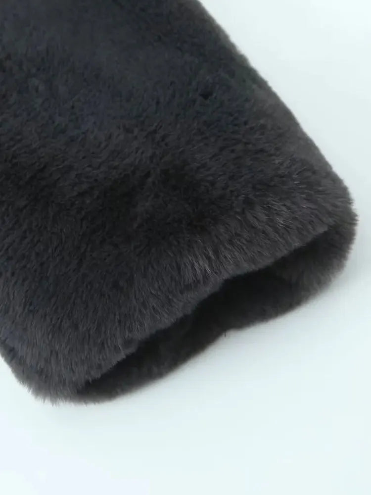 Calista | Chaqueta de faux fur para mujer de fibra de poliéster