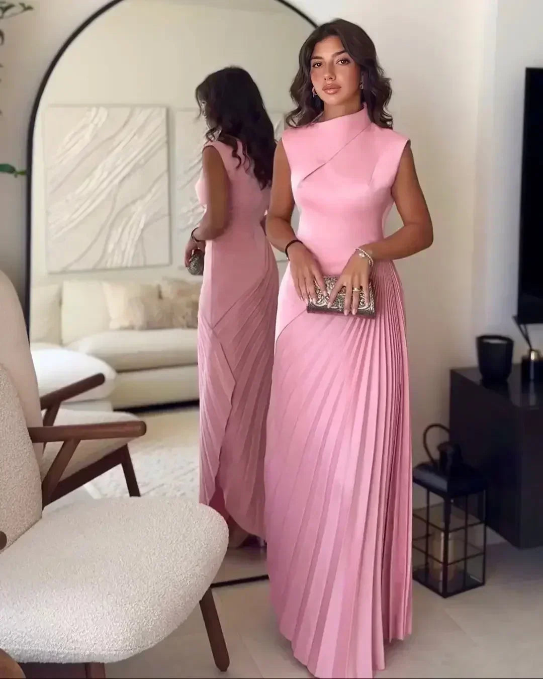 Adriana – Vestido largo asimétrico con abertura