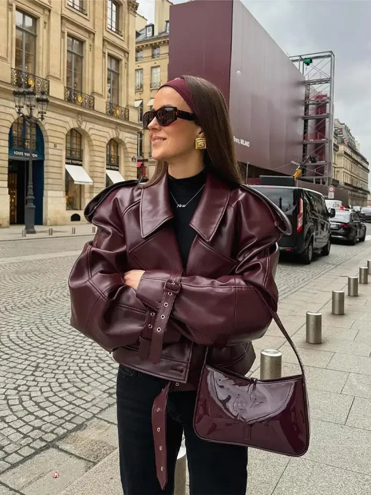 Reina | Chaqueta de cuero corta y ajustada para mujer
