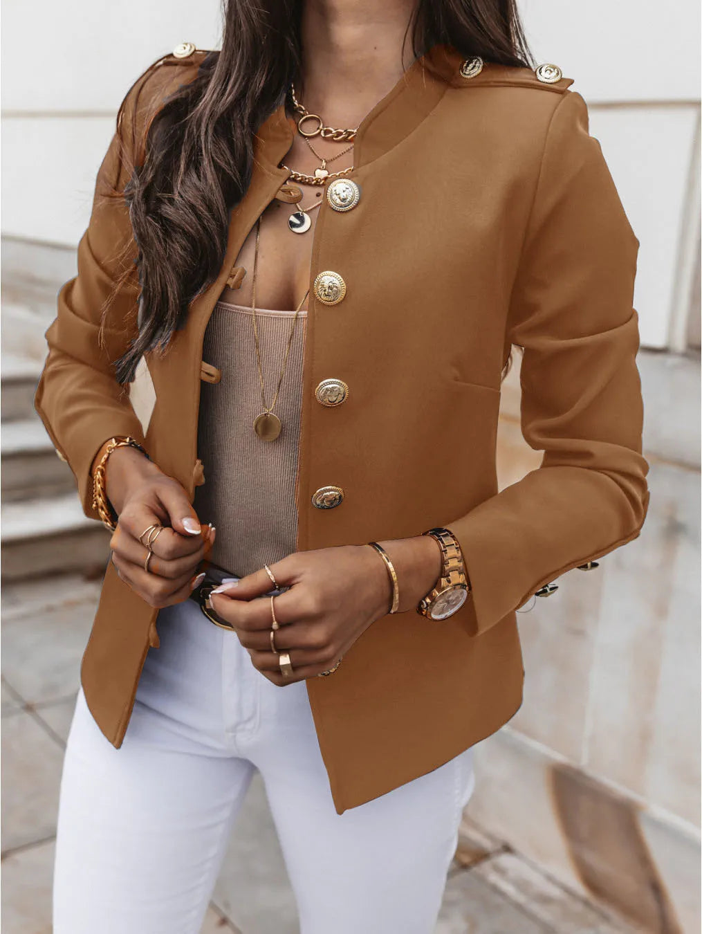 Valeria – Chaqueta con botones dorados