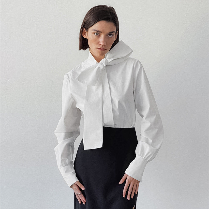 Clara - Blusa blanca con lazo