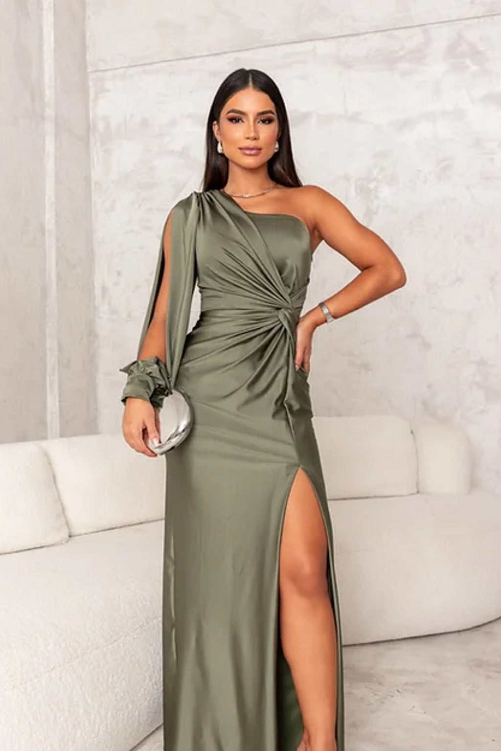 Isabella – Vestido largo asimétrico con manga globo
