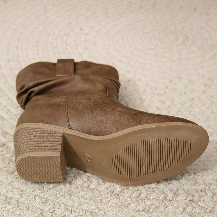 Lucía - Botines con detalle de borla