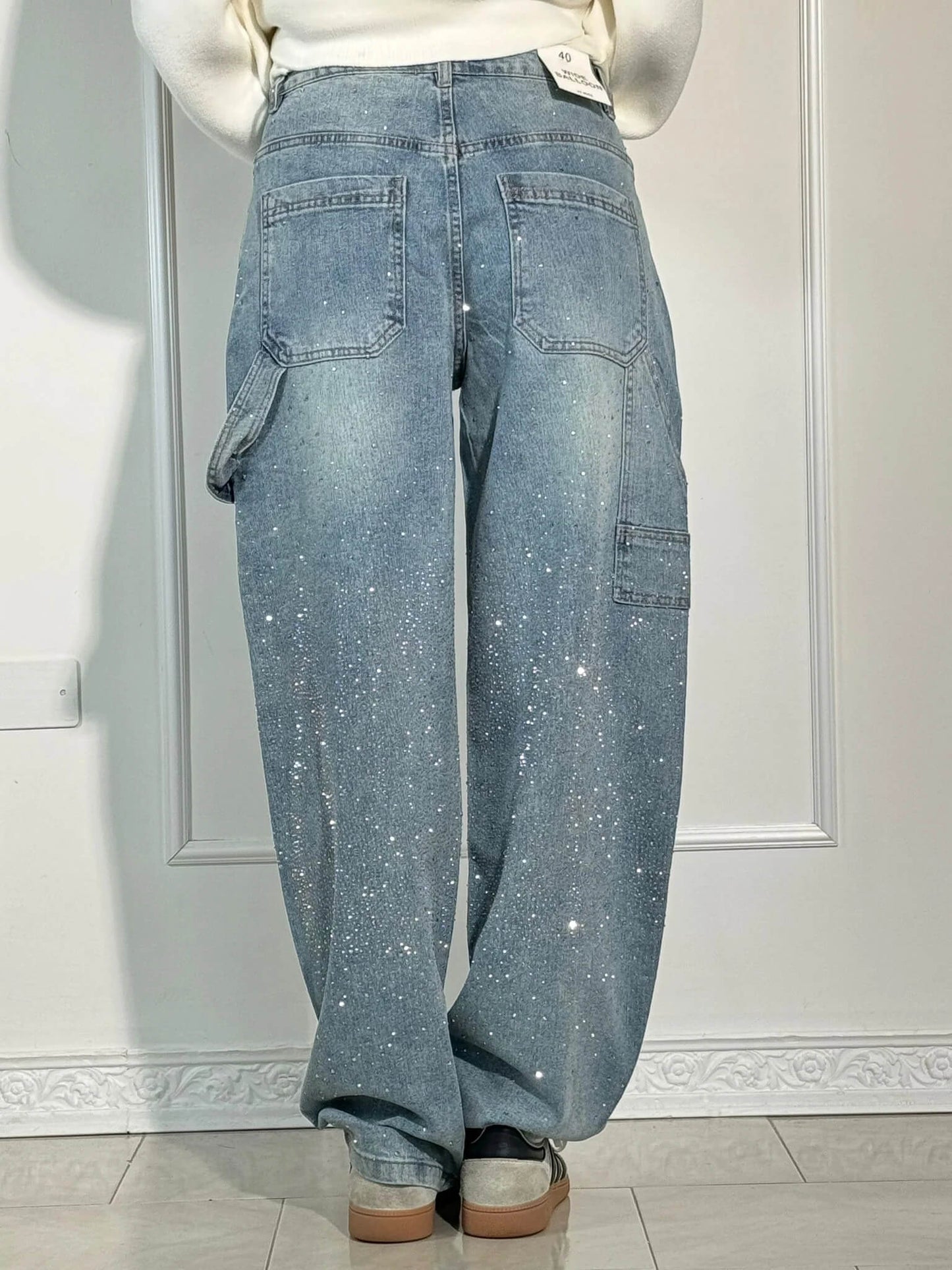 Isabella – Jeans rectos con detalles brillantes
