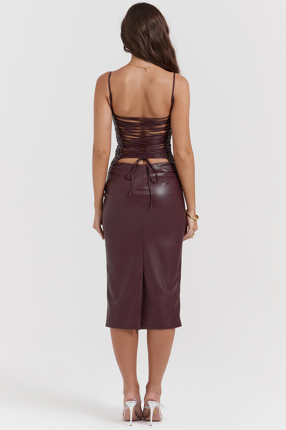 Jalena - Vestido midi de cuero sintético con tirantes