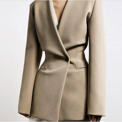 Abryelle | Chaqueta de traje beige sencilla con diseño drapeado