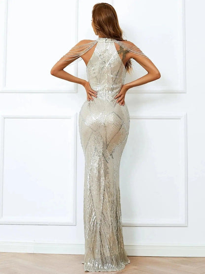 Catalina – Vestido Largo de Fiesta con Detalles de Cadenas