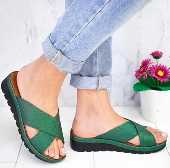 Jaidyah | Chanclas de exterior con tacón de cuña