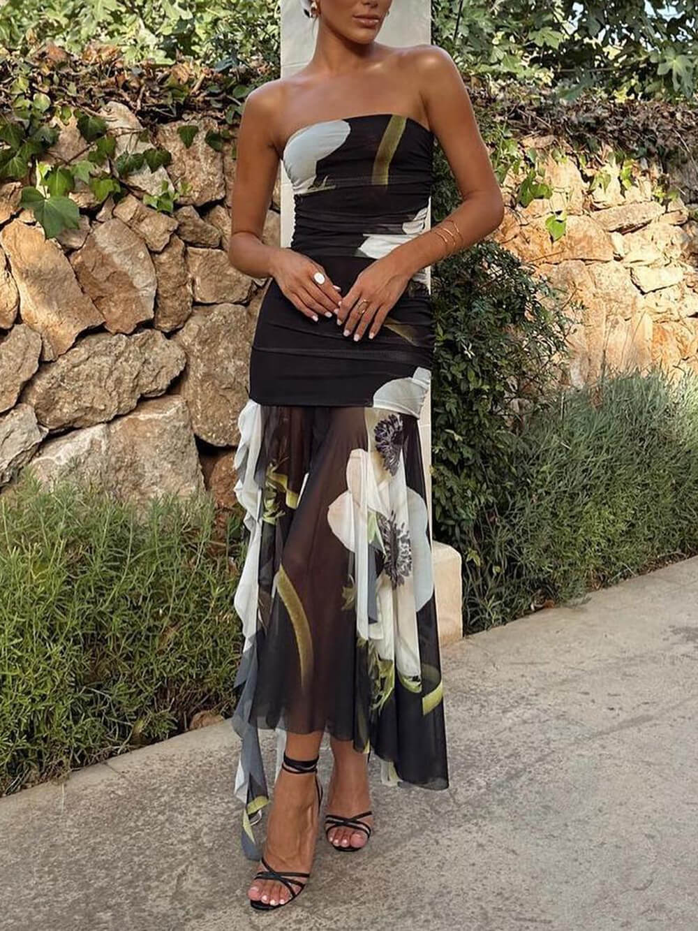 Carmen | Elegante floral con transparencias