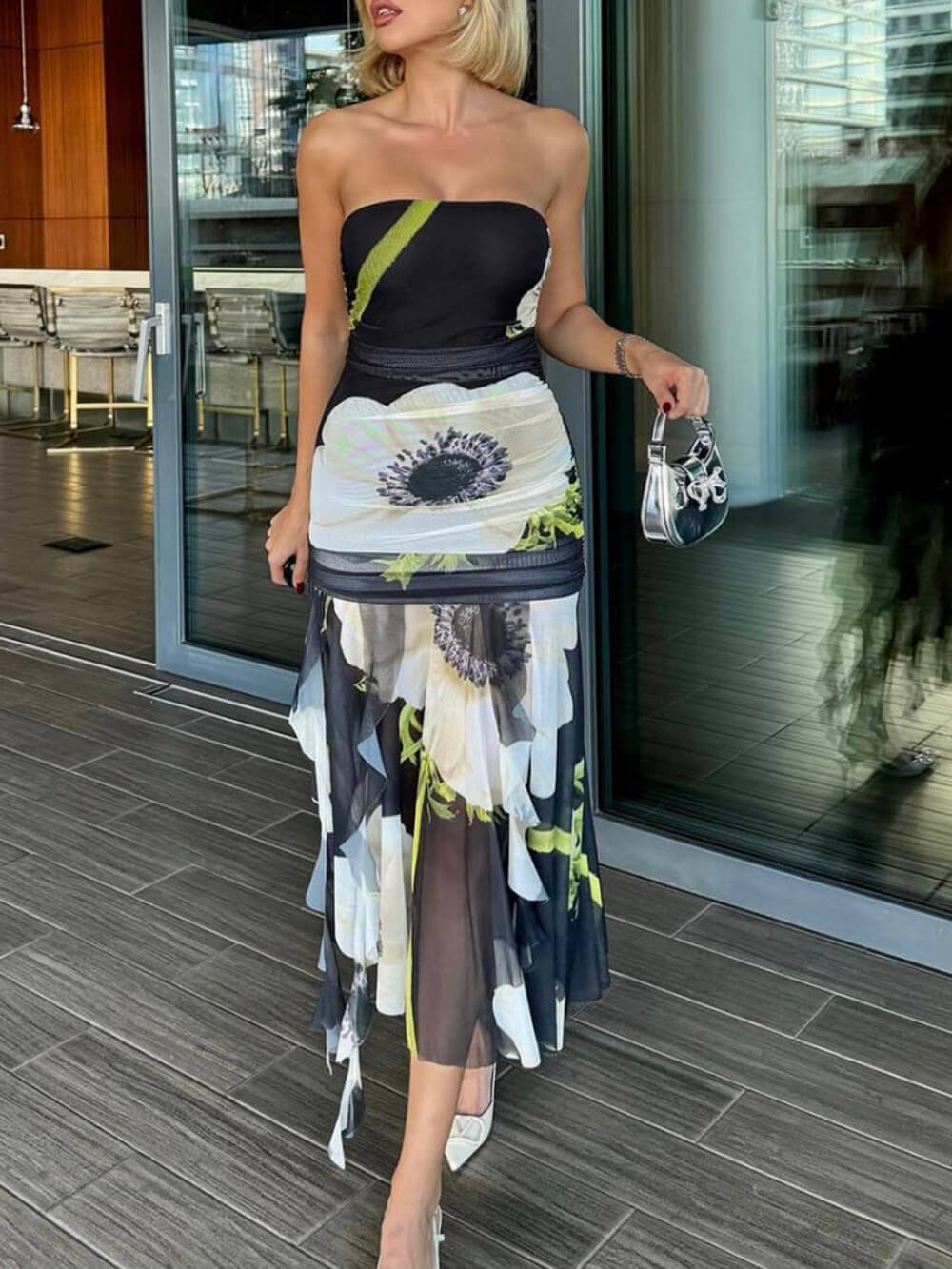 Carmen | Elegante floral con transparencias