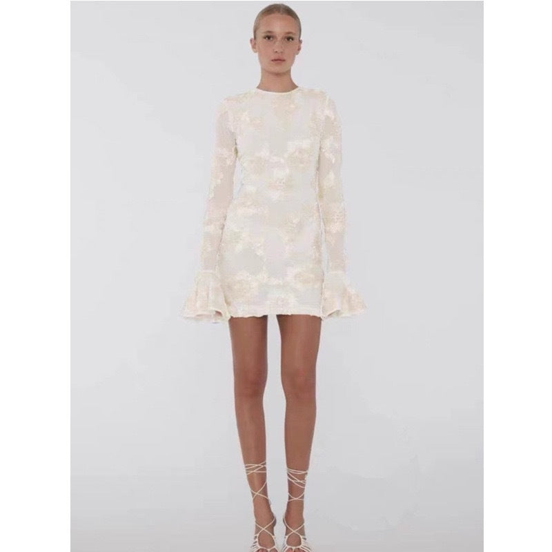 Dafne - Vestido corto floral de manga larga