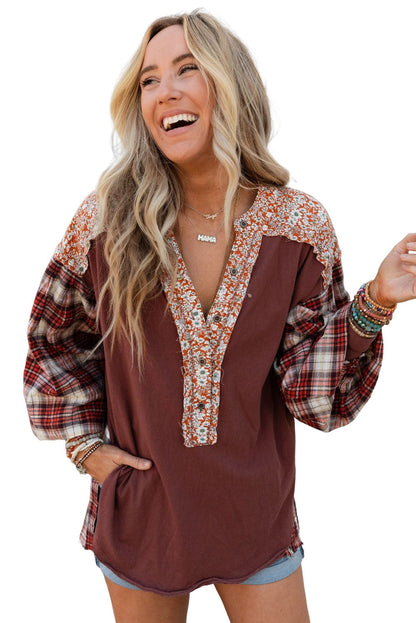 Aryah | Top rojo con estampado mixto de cuadros y flores