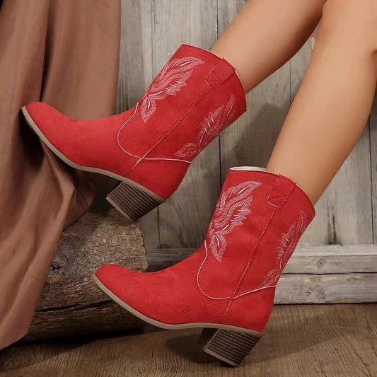 Aitana - Botines vaqueros bordados con tacón