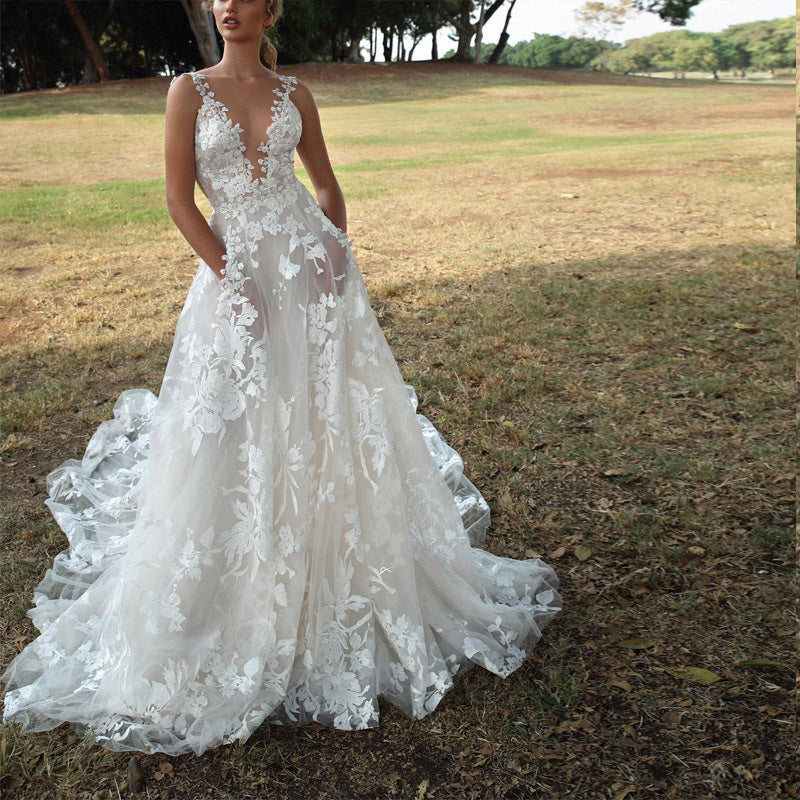 Teodora | Vestido de novia sexy con tirantes para boda y noche