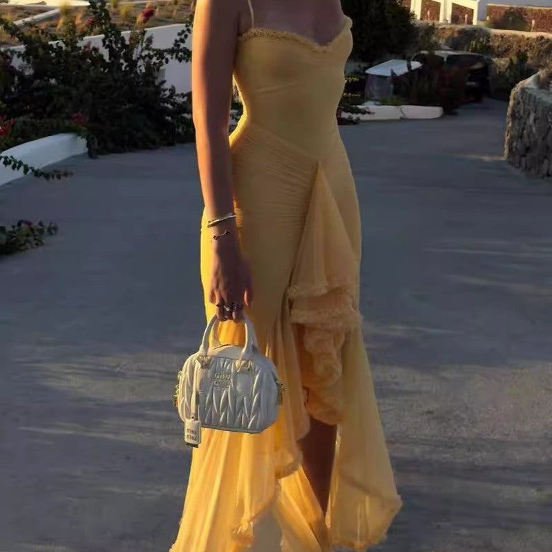 Sienna - Vestido de tirantes con volante fruncido
