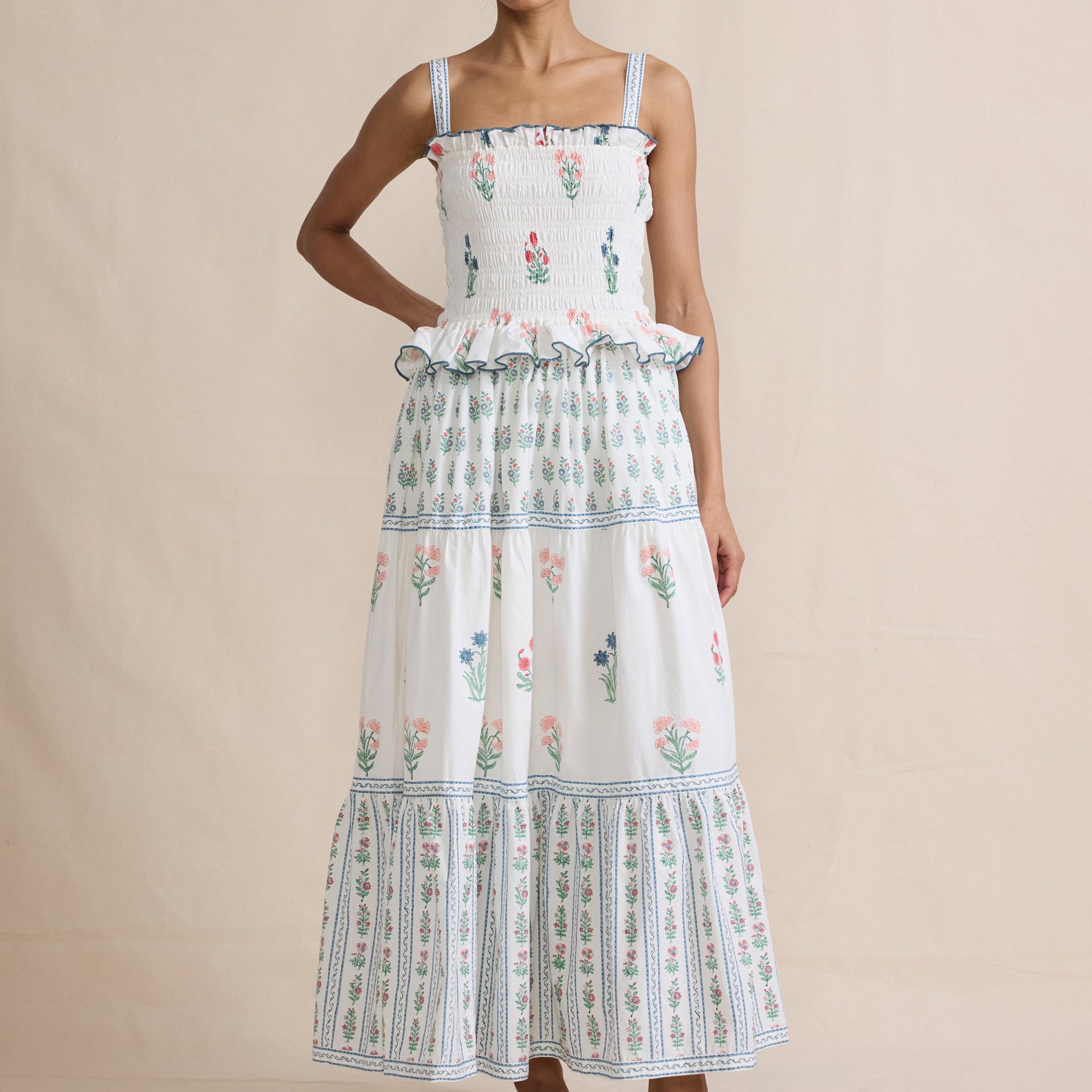 Naia - Maxivestido floral smocked de mujer