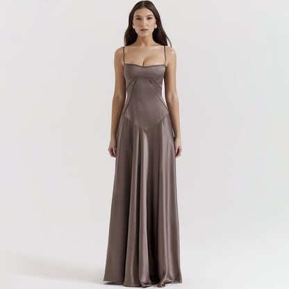 Selena - Maxivestido de satén con tirantes finos