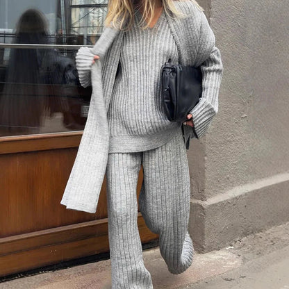 Seléna | Elegante conjunto de punto de invierno de 2 piezas con bufanda