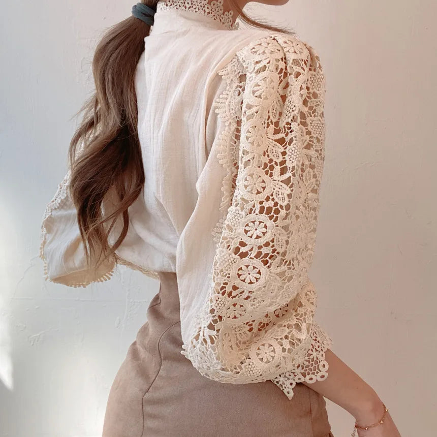 Isabella - Blusa de encaje elegante