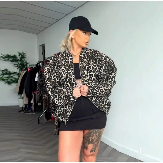 Sofía – Chaqueta oversize con estampado animal
