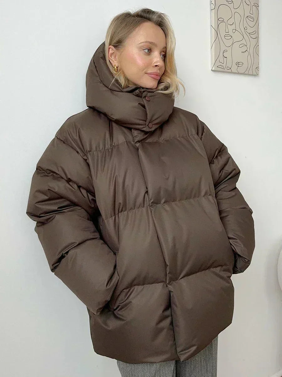 Morgana – Chaqueta acolchada oversize con capucha