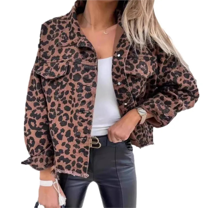 María | Cómoda chaqueta de leopardo