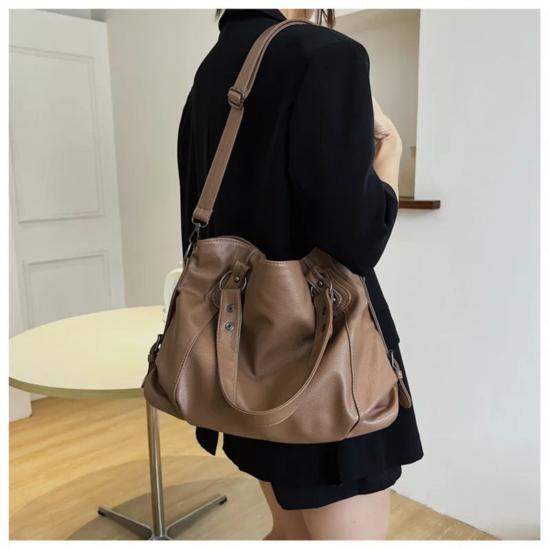 Priscila | Bolso bandolera grande negro para mujer con alta capacidad