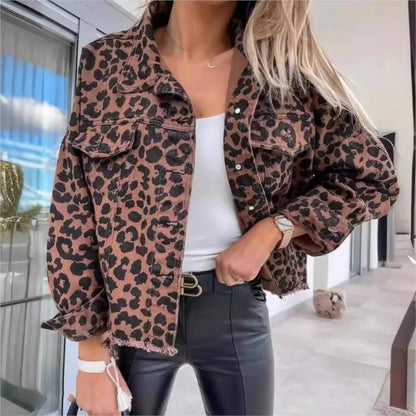 María | Cómoda chaqueta de leopardo